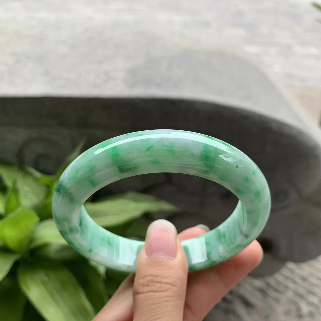 圈口57.8-13-9.3 【满飘绿正圈手镯】  正圈57 58可戴