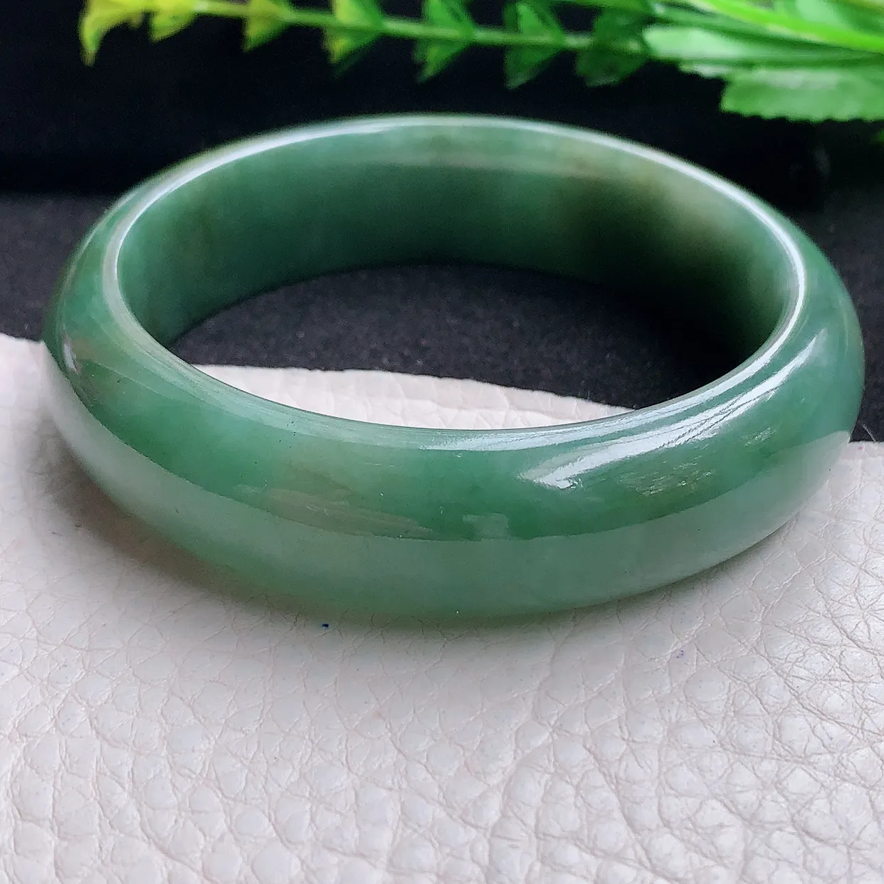js自然光58*16*8.5轮胎镯 天然缅甸翡翠a货黄加绿大气宽边玉手镯 玉手环