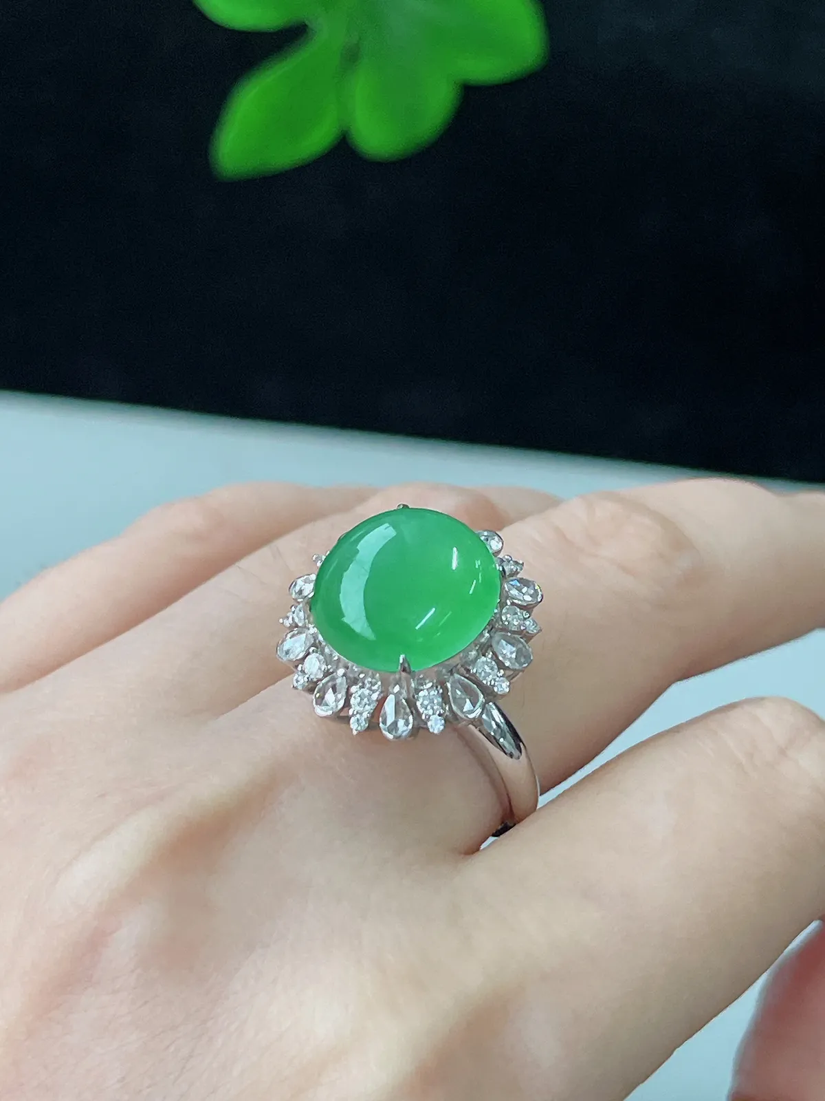 翡翠冰糯种绿色戒指