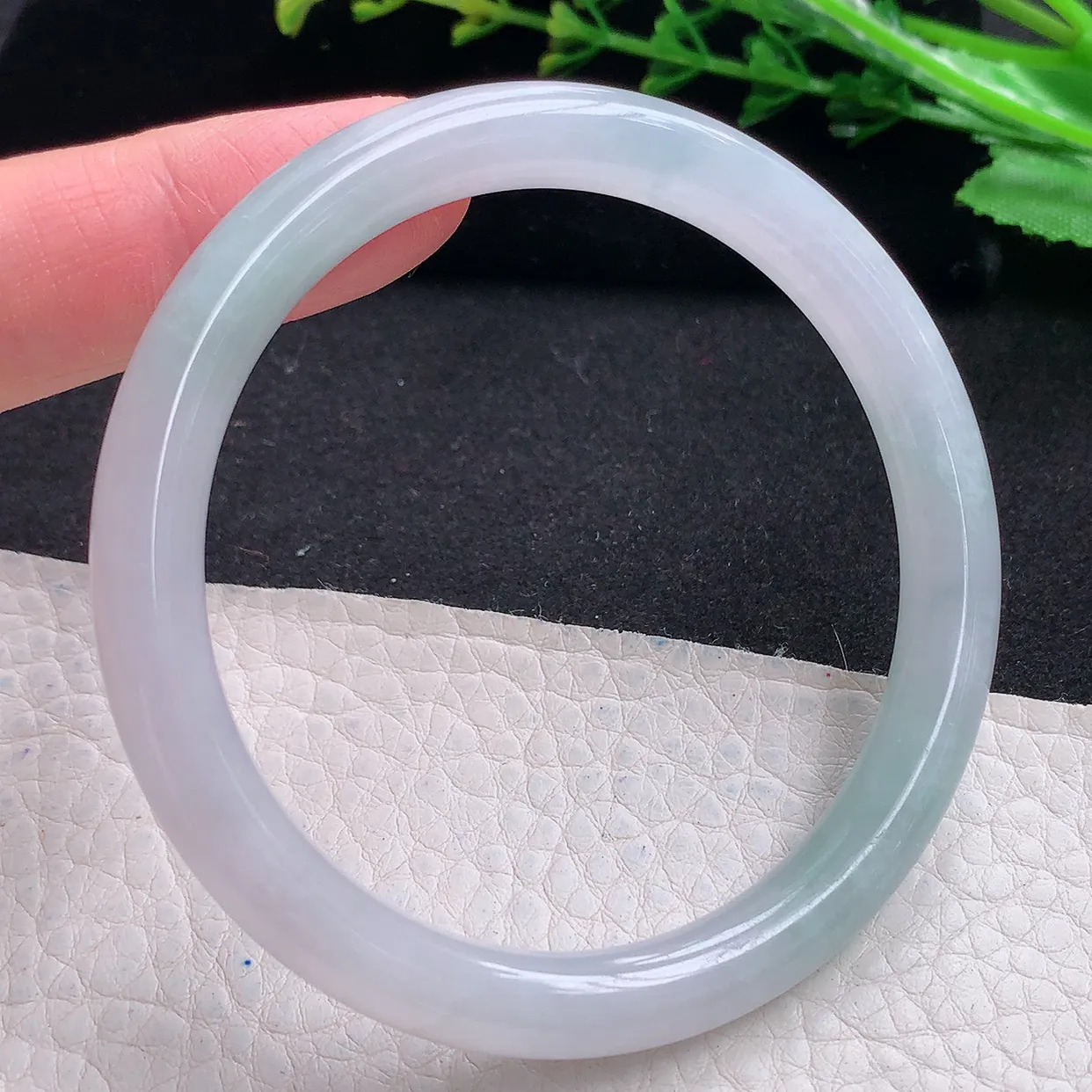 mq自然光56.5*7.8*7.5叮当镯 天然翡翠a货清新圆条玉手镯 玉手环