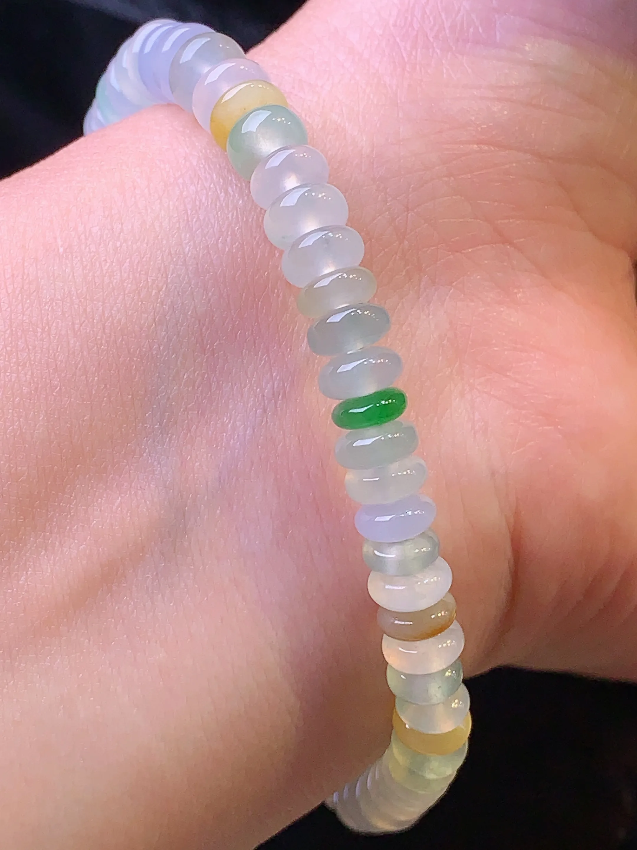 冰种算盘珠手链 玉质细腻 色泽艳丽 整体尺寸6.8*3.2