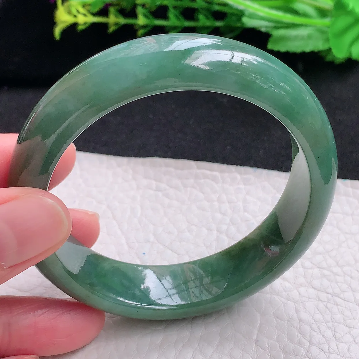 js自然光58*16*8.5轮胎镯 天然缅甸翡翠a货黄加绿大气宽边玉手镯 玉手环