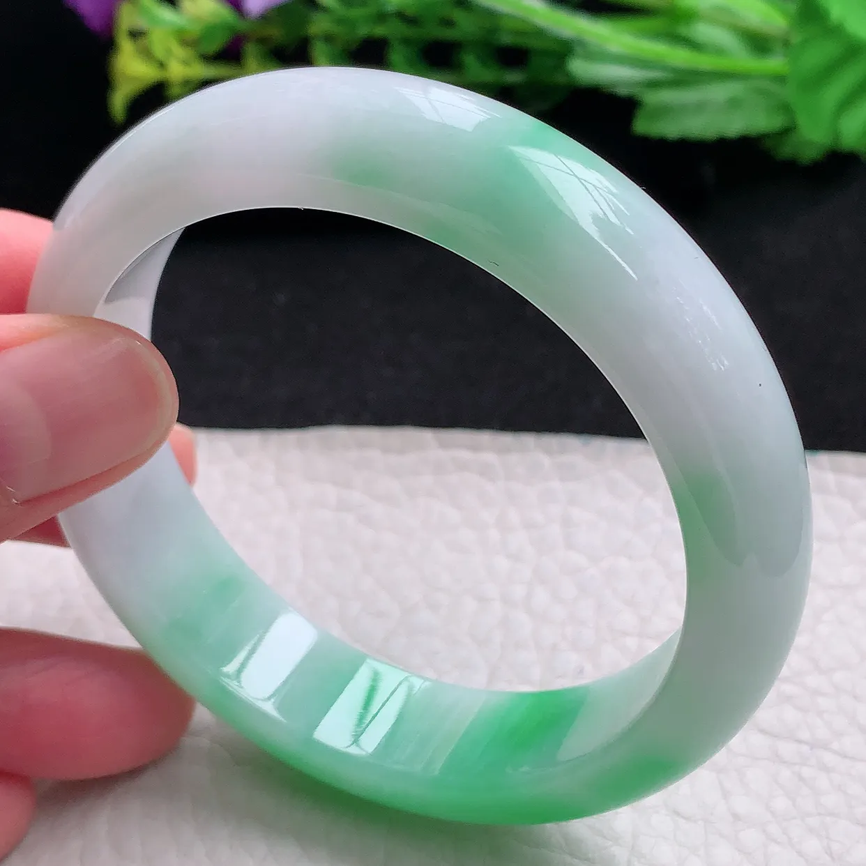 yh自然光57*14.3*8.5平安镯 天然缅甸翡翠a货阳绿厚装宽边玉手镯 玉手环