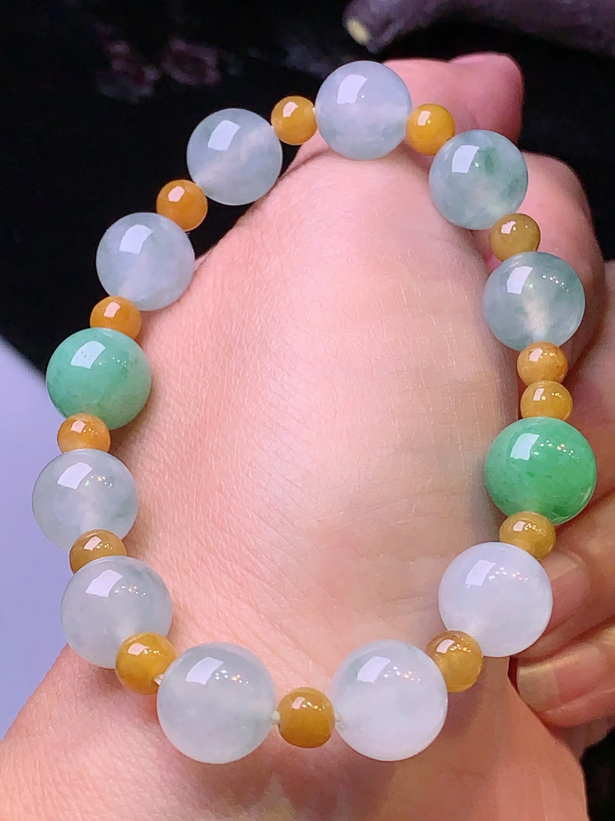 冰种圆珠手链 玉质细腻 色泽艳丽 整体尺寸10