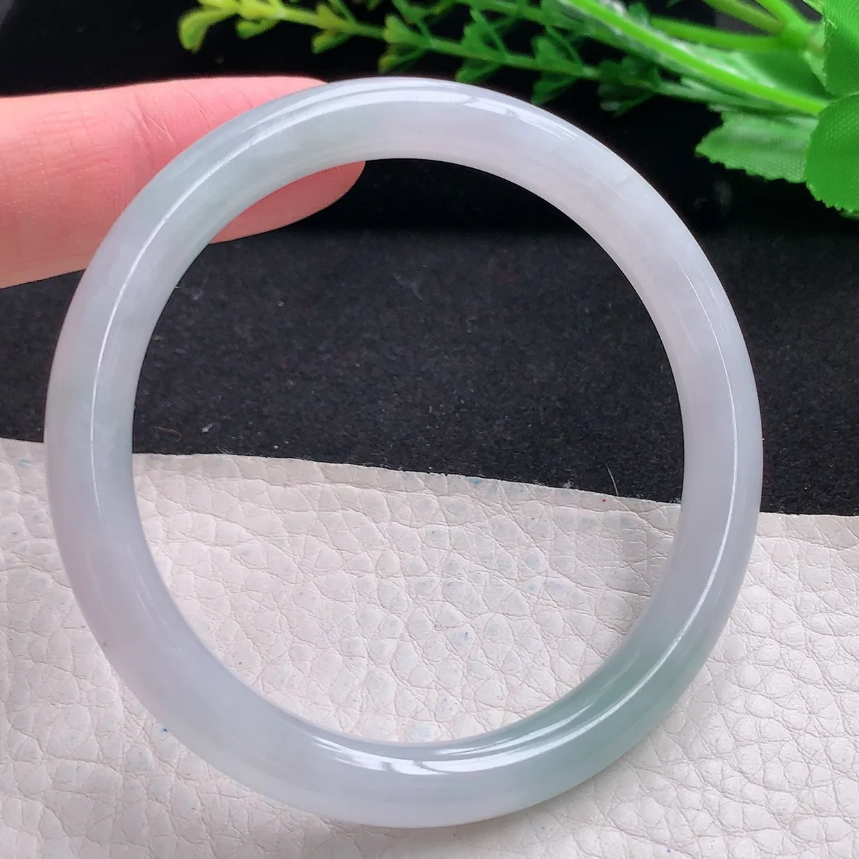 mq自然光56.5*7.8*7.5叮当镯 天然翡翠a货清新圆条玉手镯 玉手环