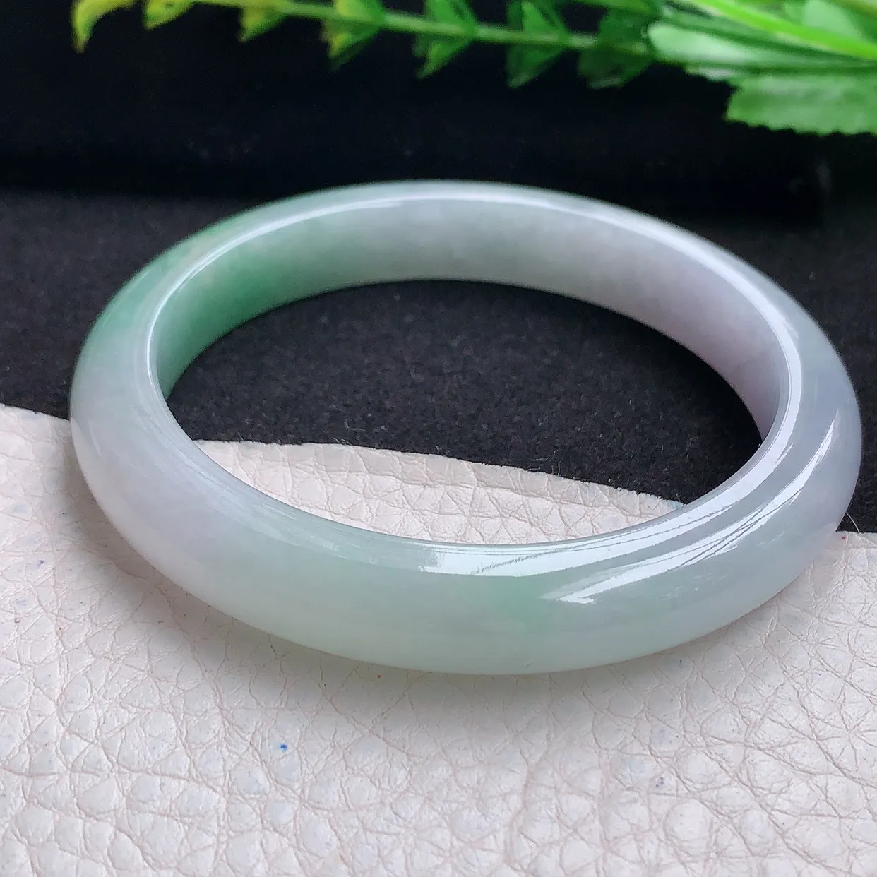 z自然光55.5*9.8*7.8平安镯 天然缅甸翡翠a货秀气清新宽边玉手镯 玉手环