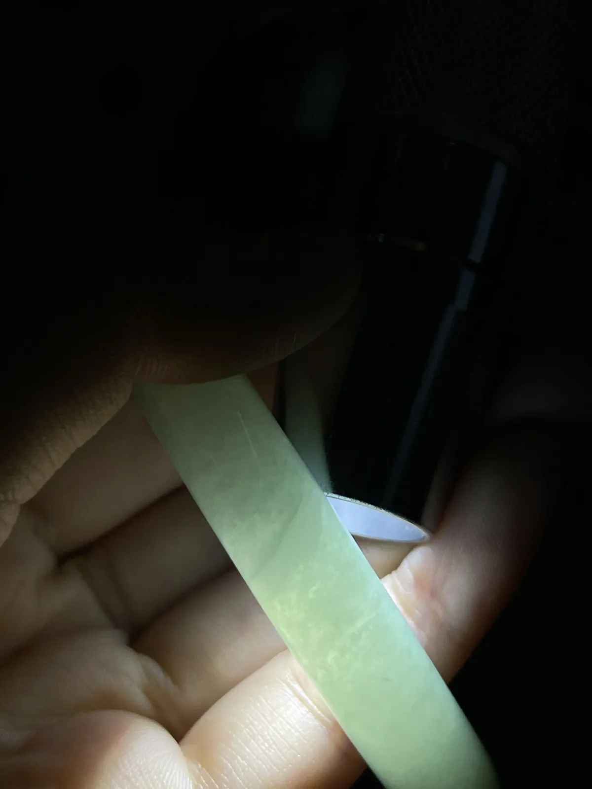 正圈51.3圈口，翡翠糯化种飘绿手镯