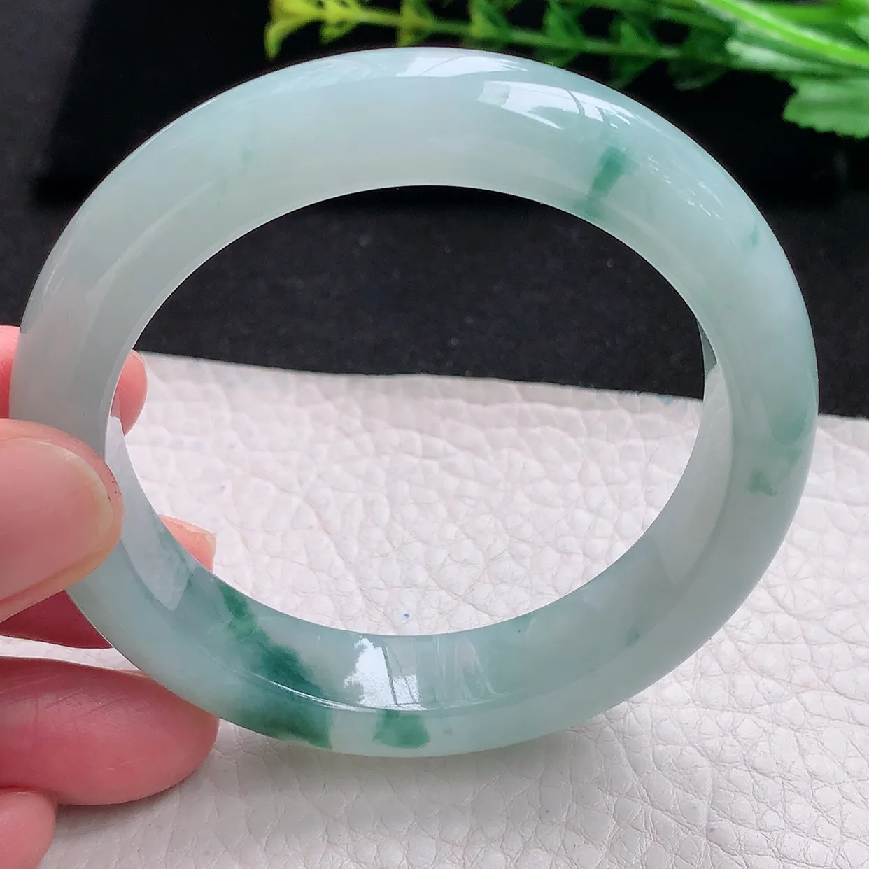 r自然光54.5*12.6*9平安镯 天然缅甸翡翠a货冰飘花厚装宽边玉手镯 玉手环