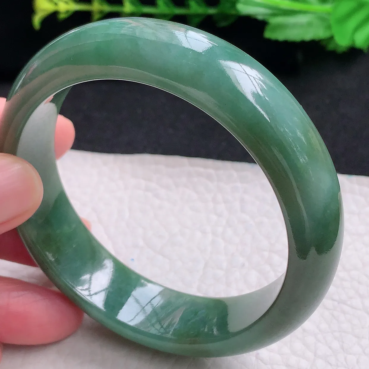 js自然光58*16*8.5轮胎镯 天然缅甸翡翠a货黄加绿大气宽边玉手镯 玉手环