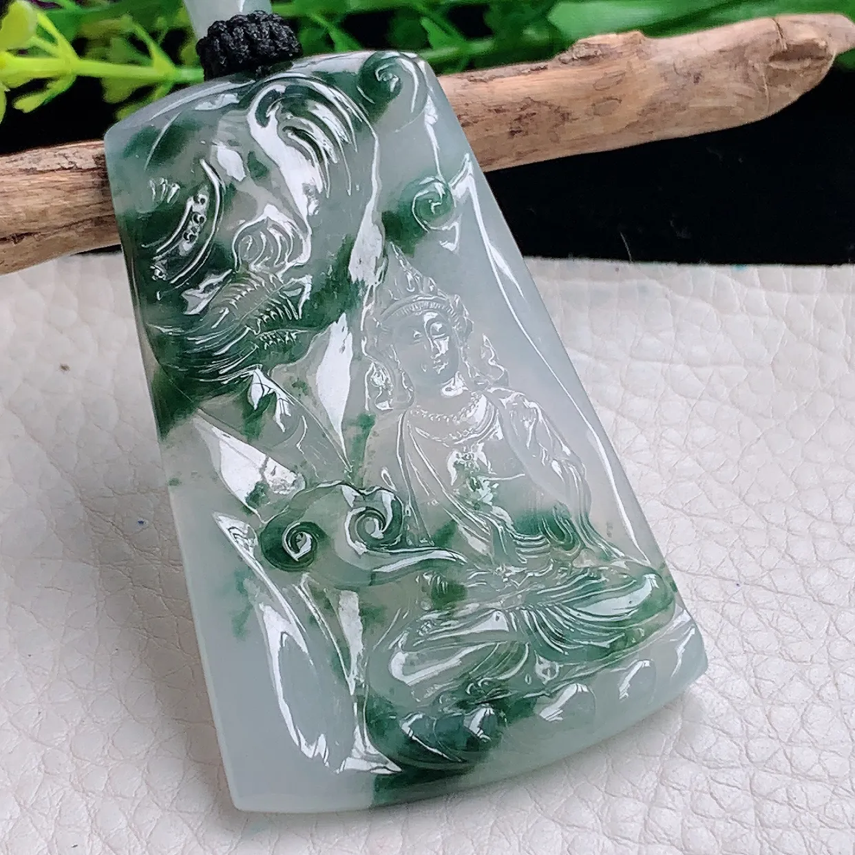 yl自然光61.5*38.8*5天然缅甸翡翠a货精雕冰飘花普贤菩萨观音玉坠 玉挂件