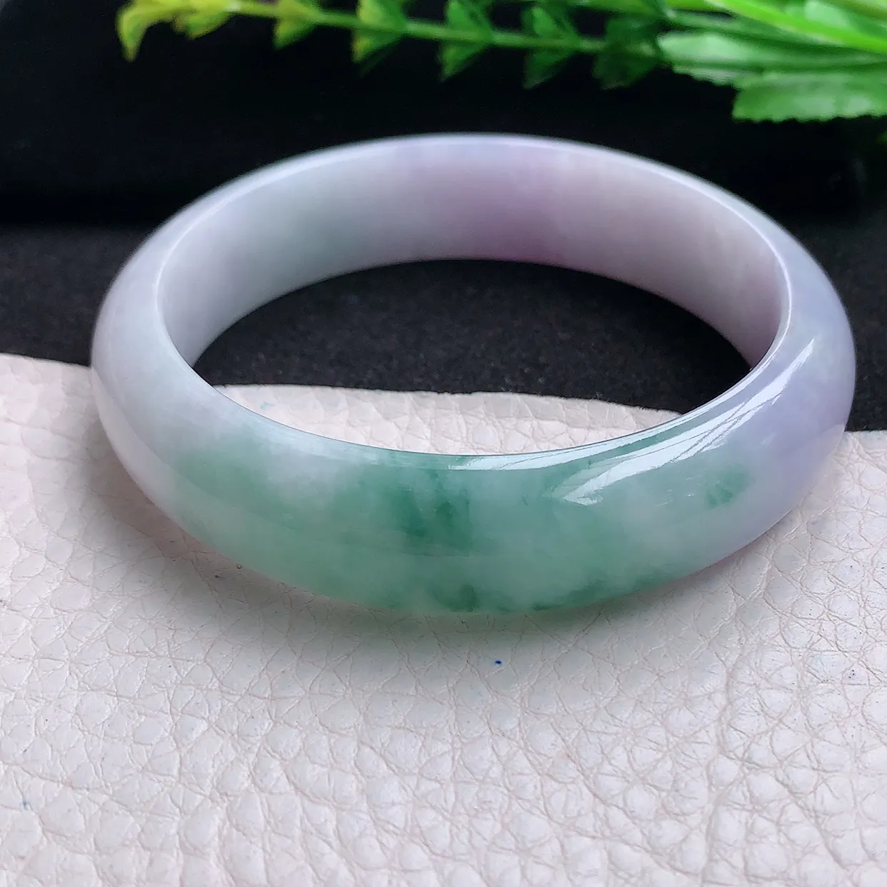 hy自然光57.5*14.3*7.8平安镯 天然缅甸翡翠a货春带彩宽边玉手镯 玉手环