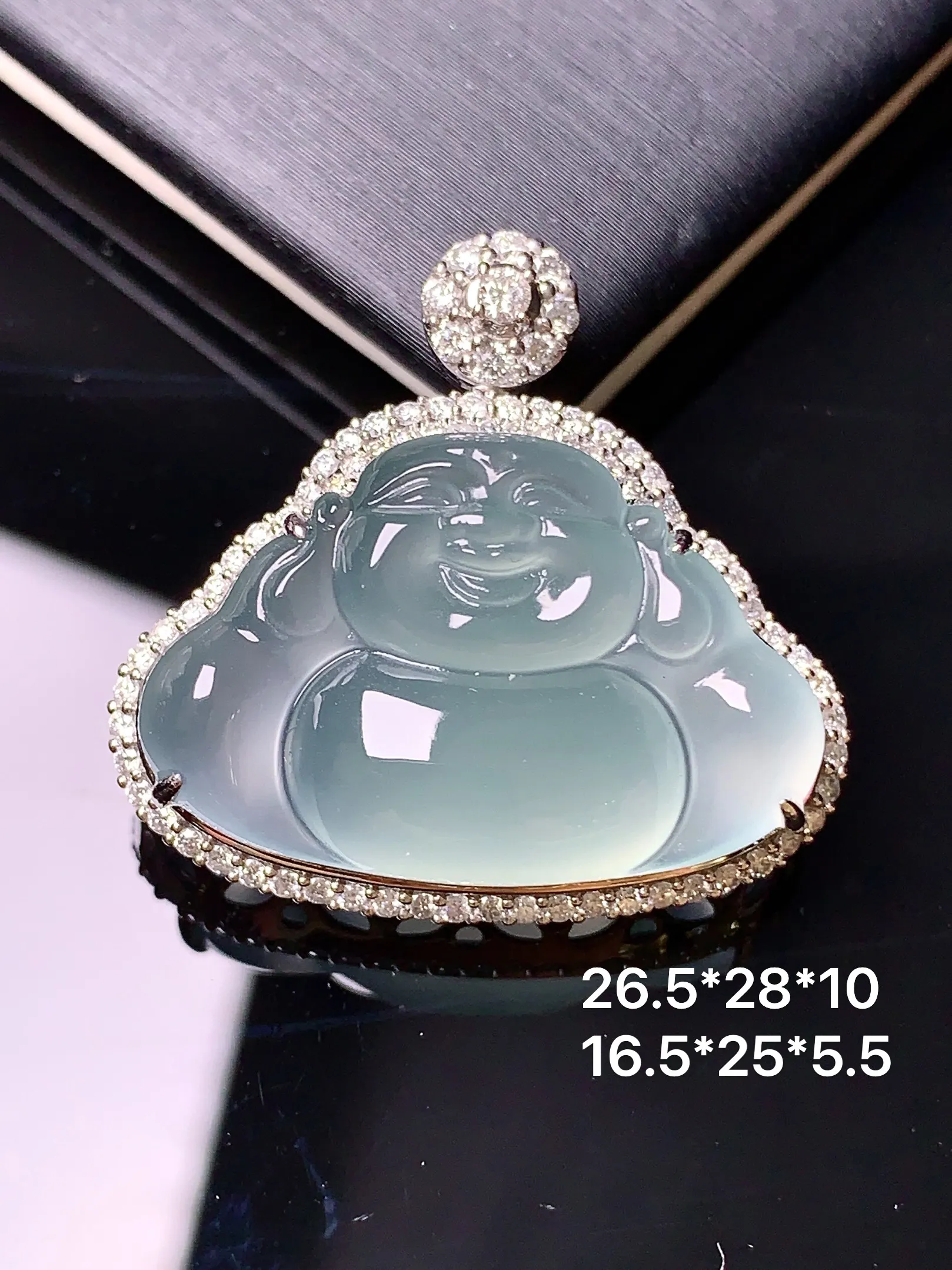 18k金钻镶嵌冰种佛公吊坠 玉质细腻 色泽艳丽 整体尺寸26.5*28*10