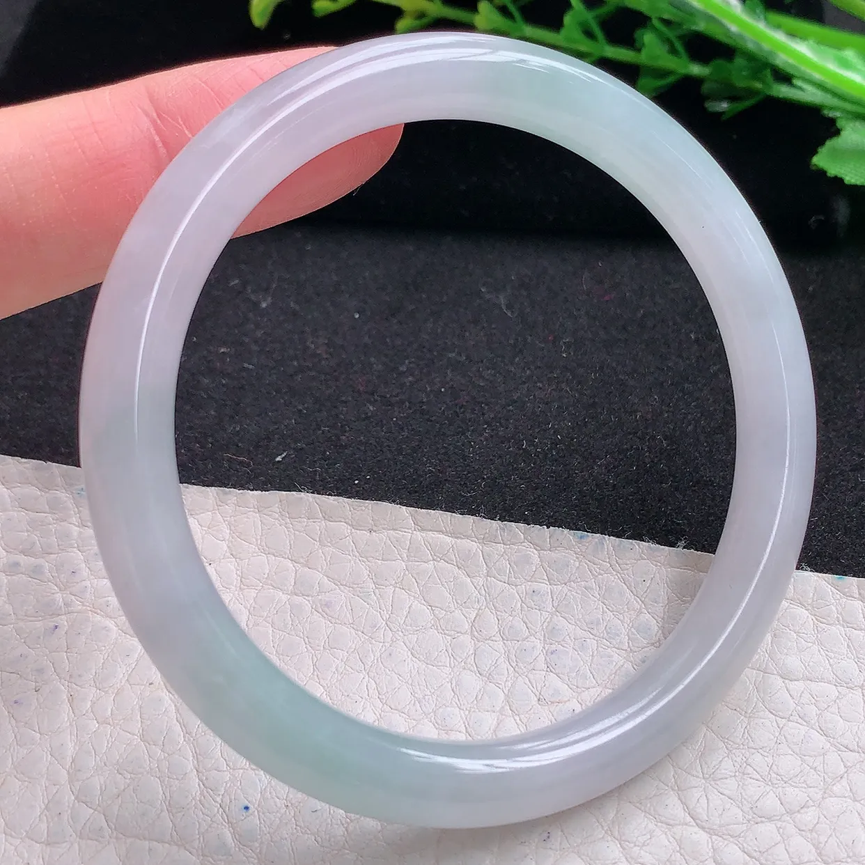 mq自然光56.5*7.8*7.5叮当镯 天然翡翠a货清新圆条玉手镯 玉手环