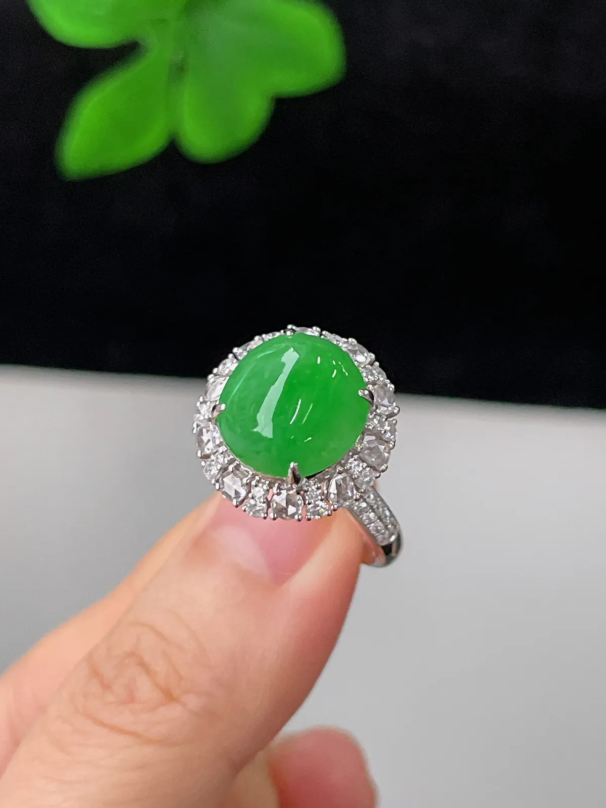 翡翠冰糯种绿色戒指