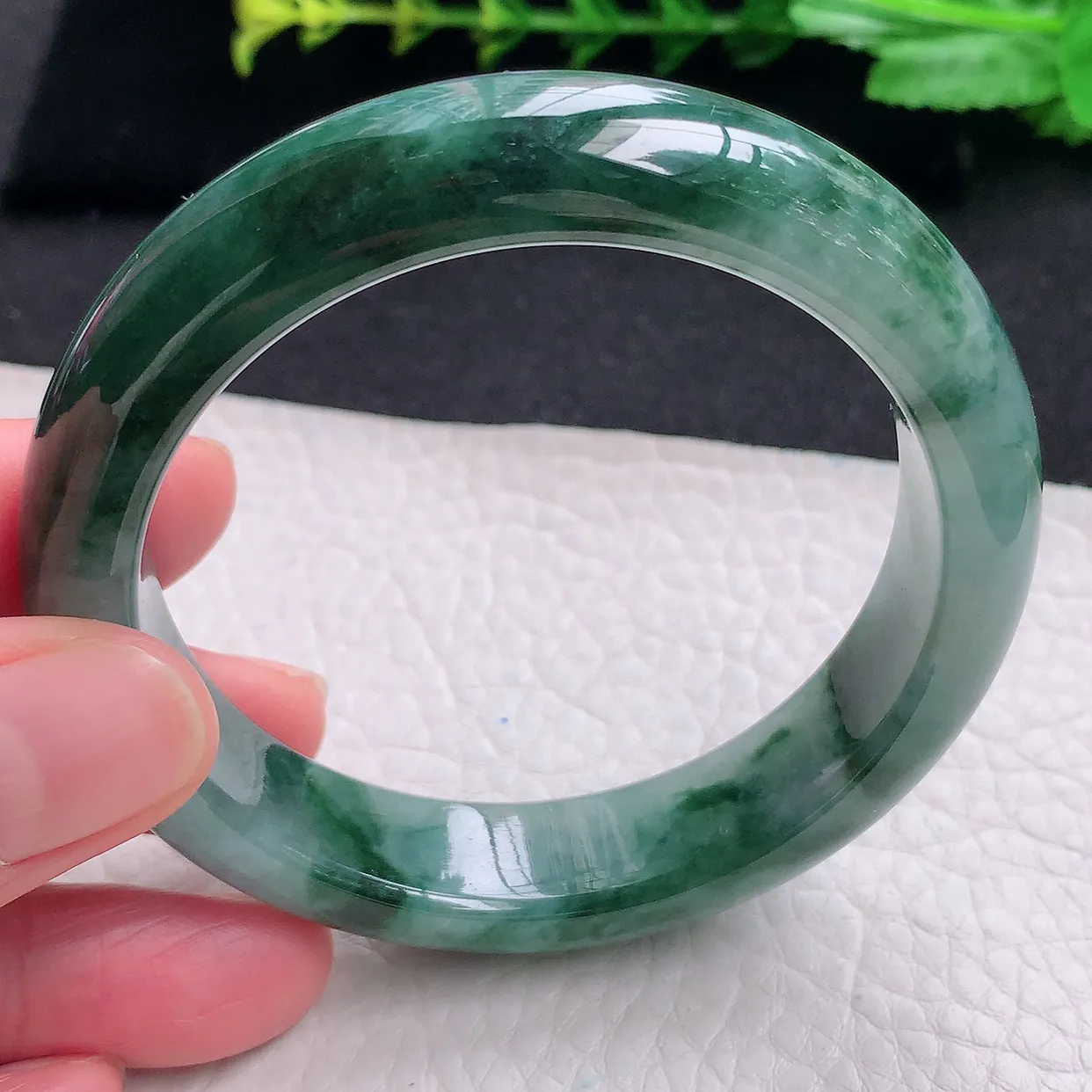 js自然光55.5*13.5*8.5平安镯 天然缅甸翡翠a货冰飘花宽边玉手镯 玉手环