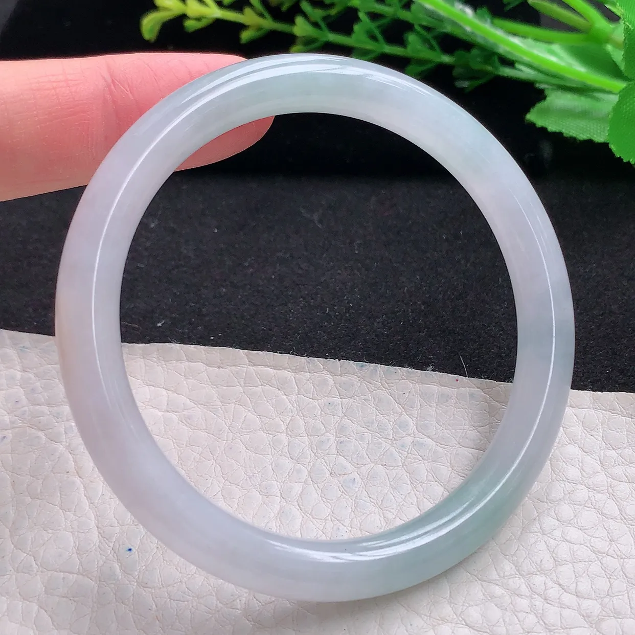 mq自然光56.5*7.8*7.5叮当镯 天然翡翠a货清新圆条玉手镯 玉手环