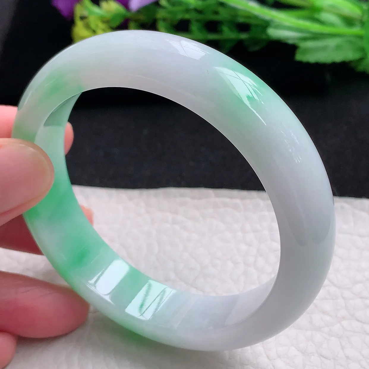 yh自然光57*14.3*8.5平安镯 天然缅甸翡翠a货阳绿厚装宽边玉手镯 玉手环