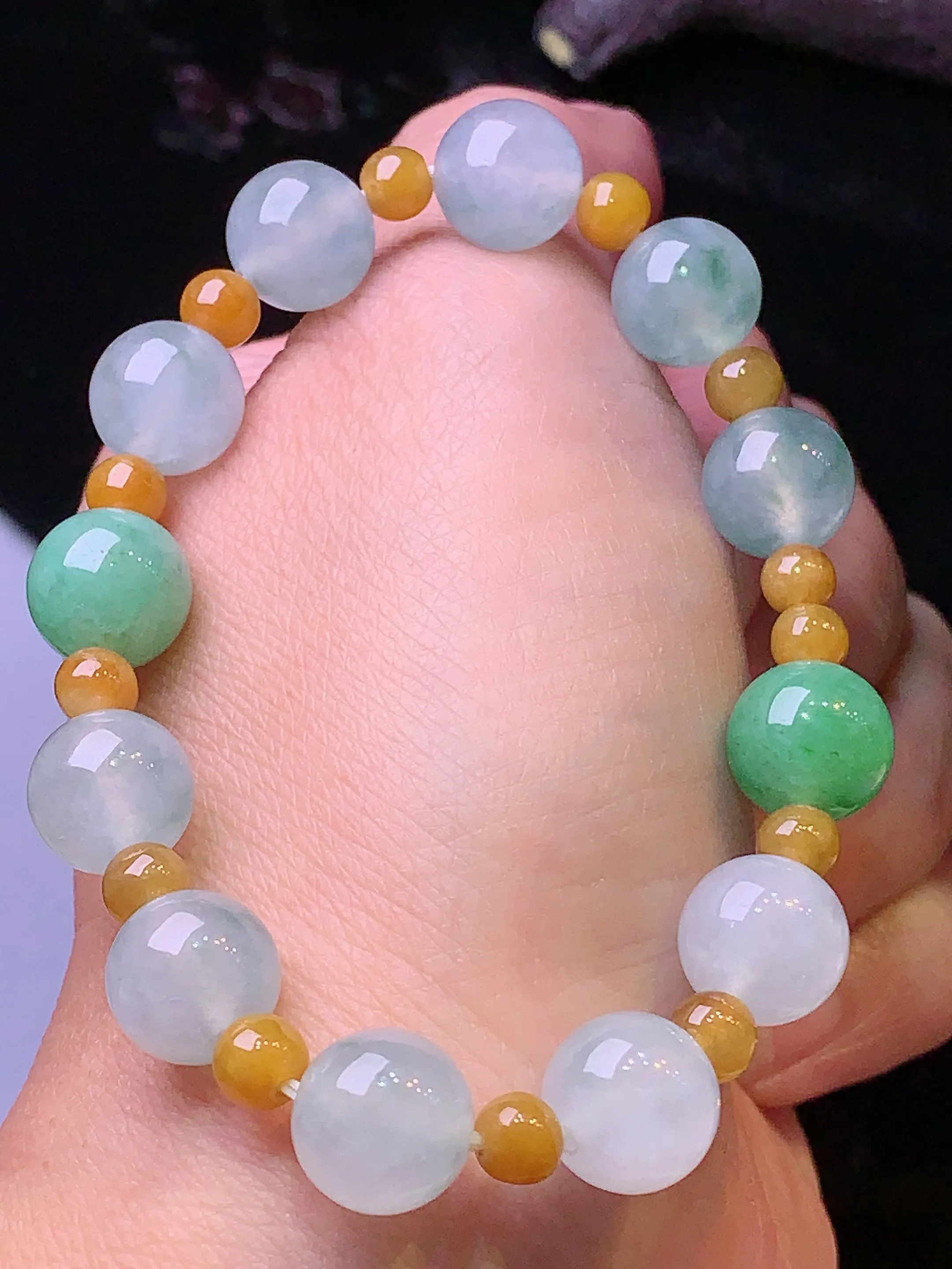 冰种圆珠手链 玉质细腻 色泽艳丽 整体尺寸10