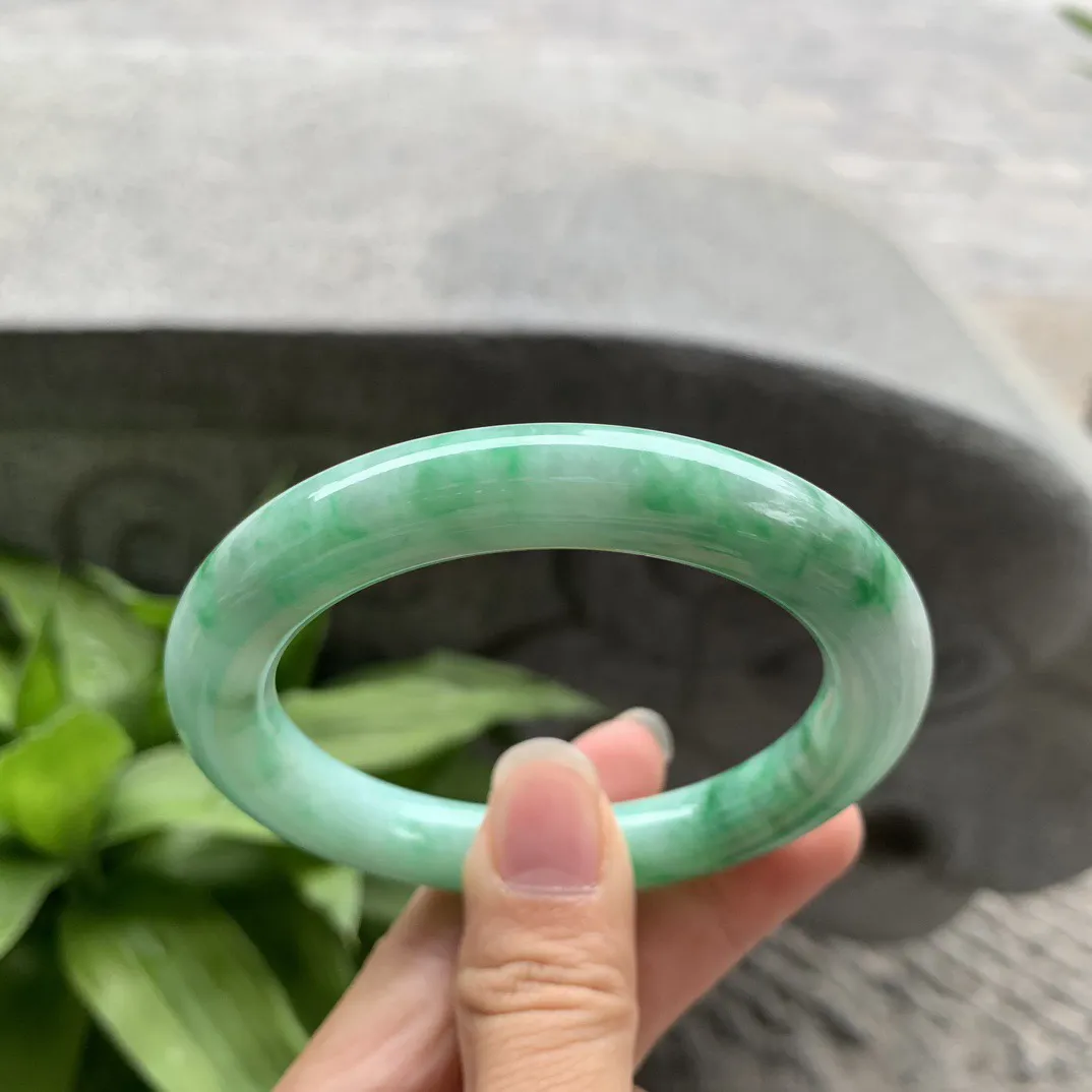 圈口55.3-9.9 【飘绿圆条手镯】圆条55 56可戴