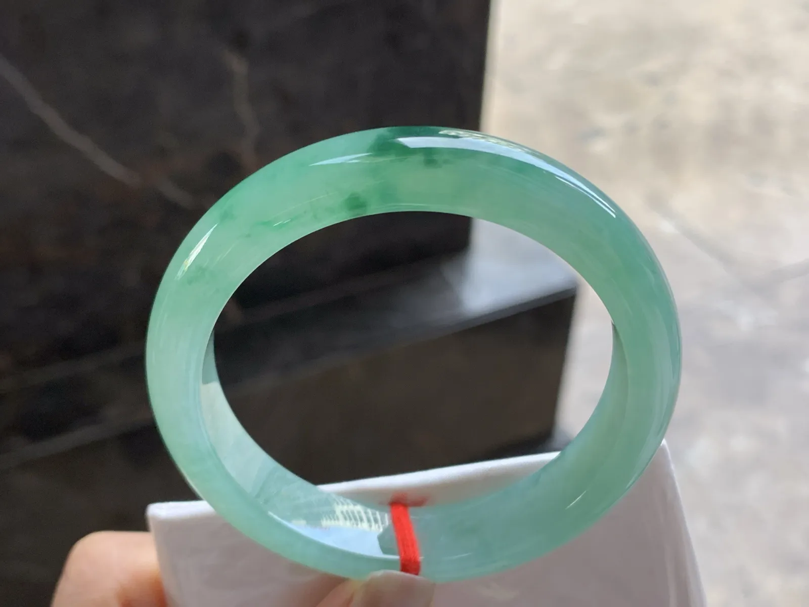 55-12-8.5

冰晴绿手镯^_^清新 鲜艳