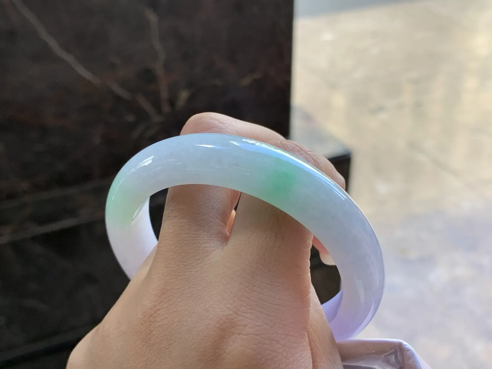 55.5-11.8-9

春带彩手镯^_^鲜艳