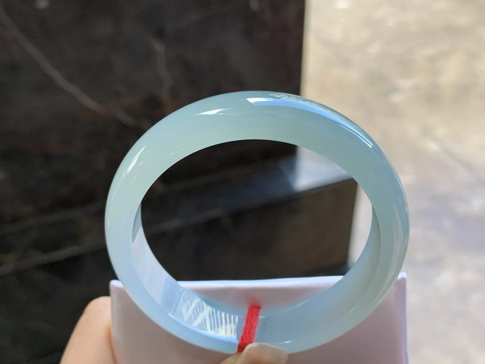 52-13-7.2

飘花手镯^_^玉质温润