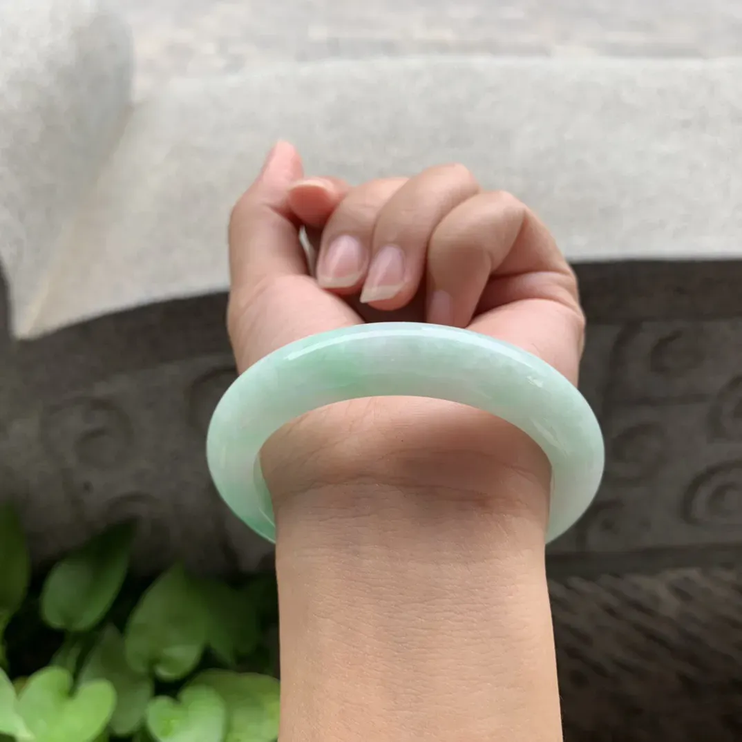 圈口55-11.4-9.4【飘绿正圈手镯】正圈55 56可戴