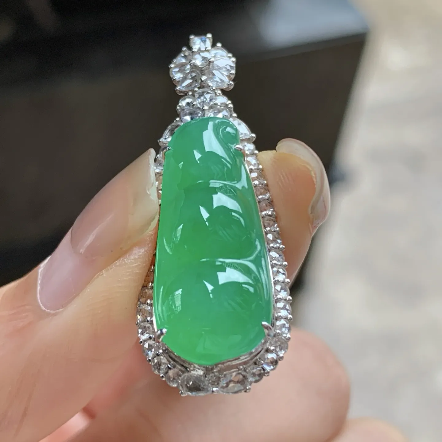 金钻镶嵌冰绿豆子^_^鲜艳