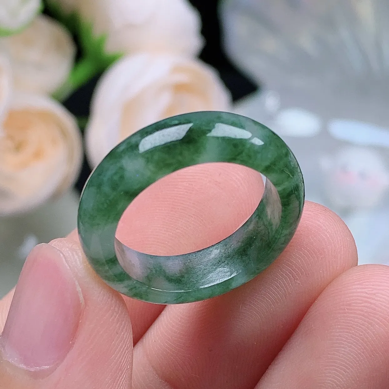 缅甸翡翠老坑冰种翡翠水润起胶飘绿花戒指玉指环  水润通透 尺寸：17.6-6-3.3mm 16号圈口1S