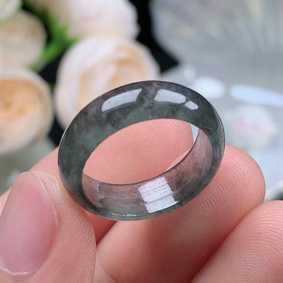 缅甸翡翠老坑冰种翡翠水润起胶冰乌鸡戒指玉指环  水润通透 尺寸：17.3-6.4-2.6mm 14-15号圈口1S