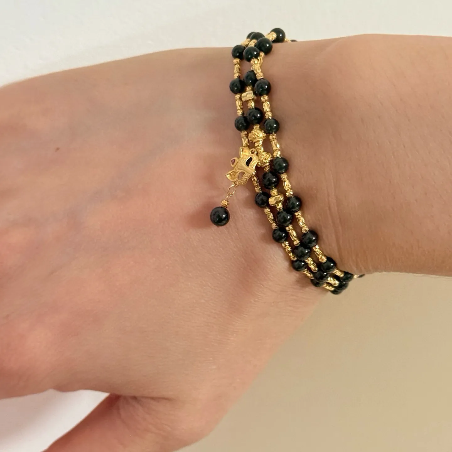 精品18k墨翠项链 种好色正 黑度极好 打灯通透 油性十足 尺寸4mm