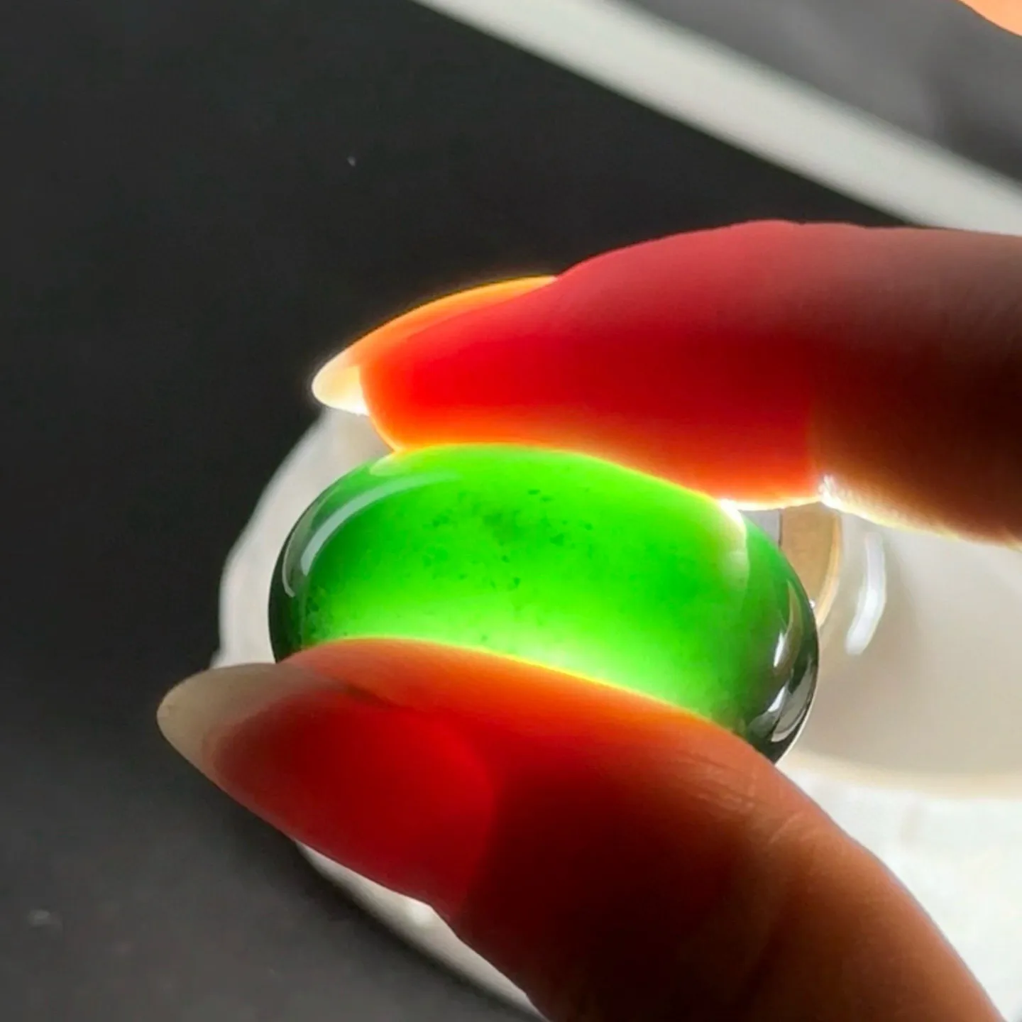 精品墨翠厚戒圈 种好色正 黑度极好 打灯通透 油性十足 尺寸29.2