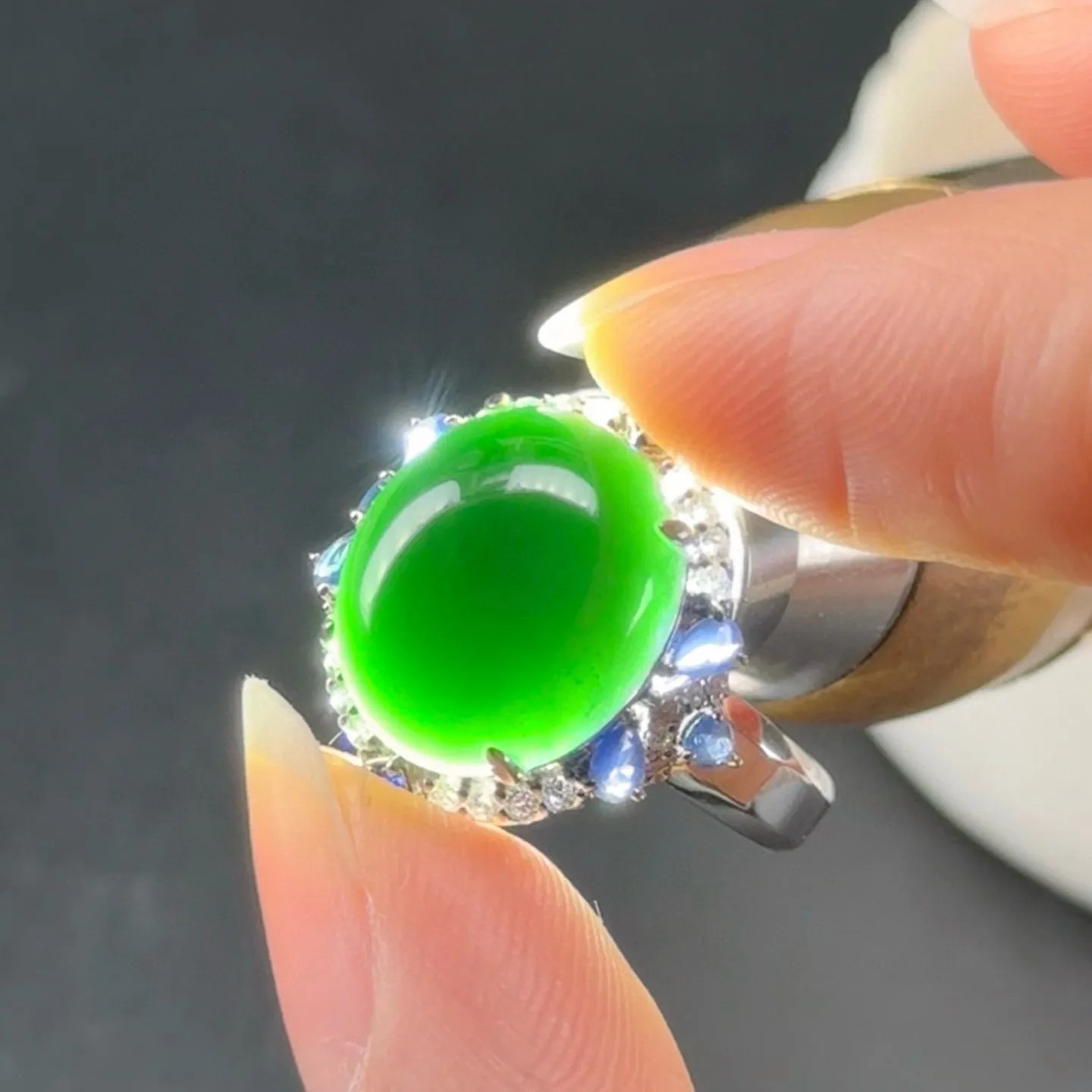 精品18k墨翠女戒 重金豪镶 打灯通透 油性十足 尺寸14