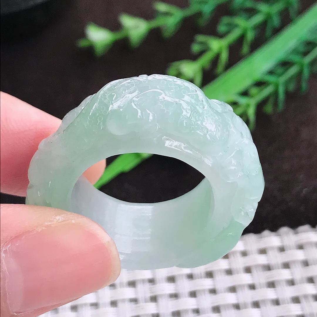 自然光21.3/13.3/8.3老坑秀气冰润龙头扳指翡翠玉环戒指