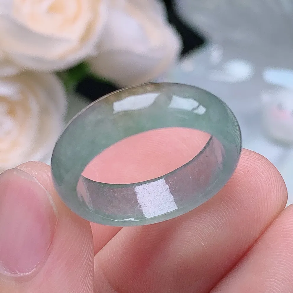 缅甸翡翠老坑种翡翠水润晴底飘黄戒指玉指环  水润通透 尺寸：18.4-6.3-2.7mm 18号圈口1S