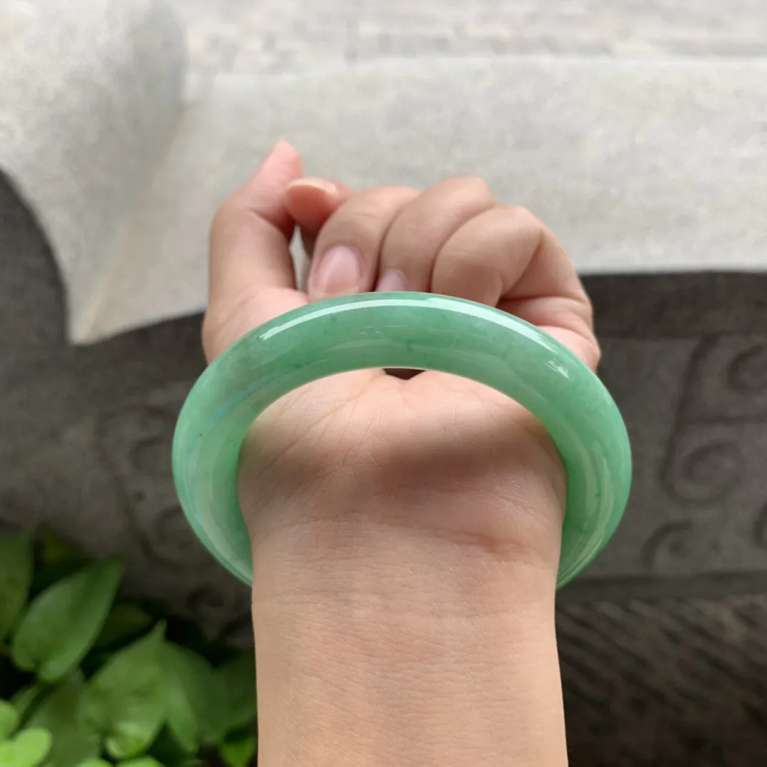 圈口 56-11.4【阳满绿圆条手镯】圆条56 57可戴