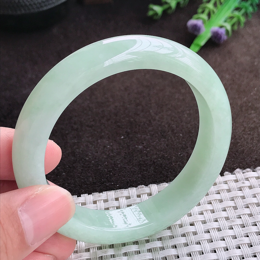 自然光55/12.6/8.2老坑秀气冰润冰晴绿手镯宽边翡翠玉镯美人镯