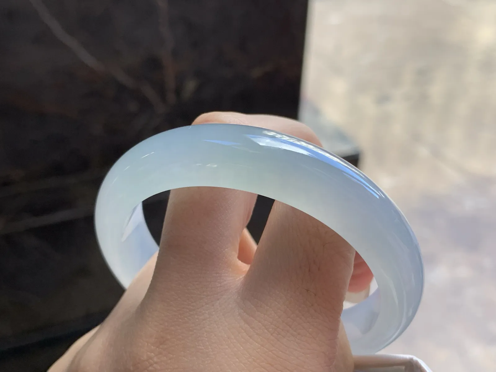 56.5-12.9-7.8

冰种手镯^_^清新冰透