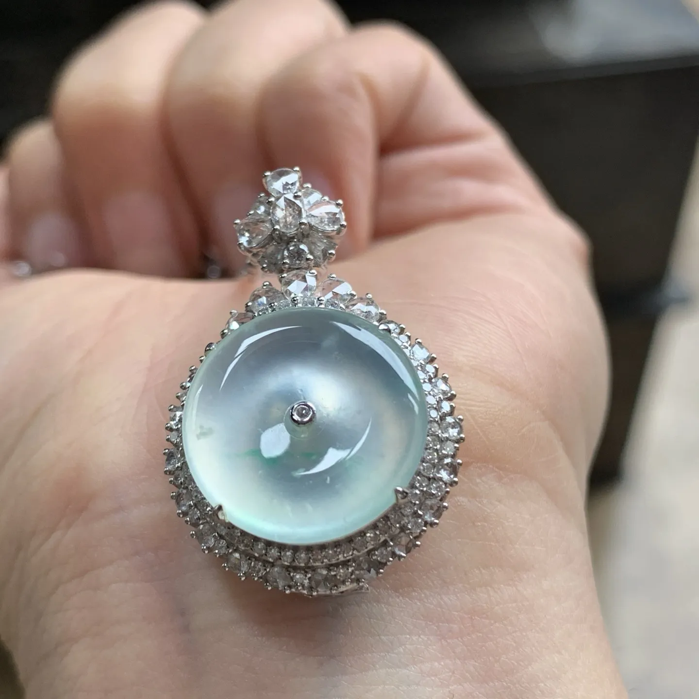 金钻镶嵌冰飘绿平安扣^_^荧光十足