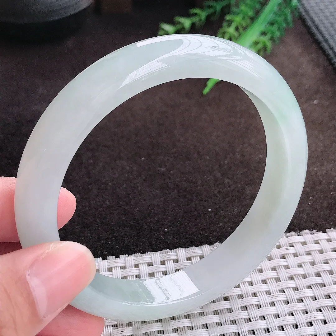 自然光63/12.7/8.6老坑冰胶水灵飘花大圈口手镯宽边翡翠玉镯美人镯