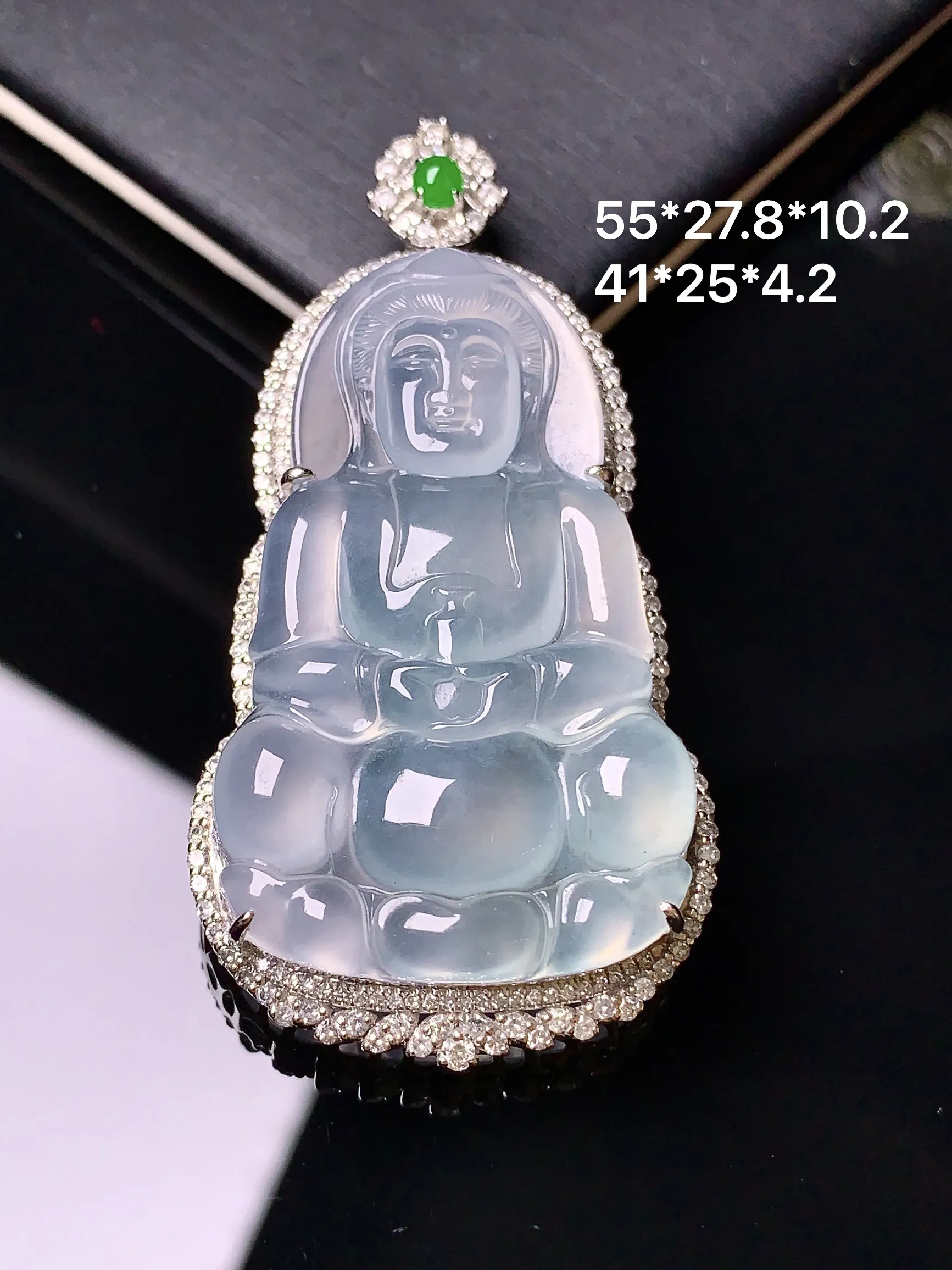 18k金钻镶嵌冰种观音吊坠 玉质细腻 色泽艳丽 整体尺寸55*27.8*10.2