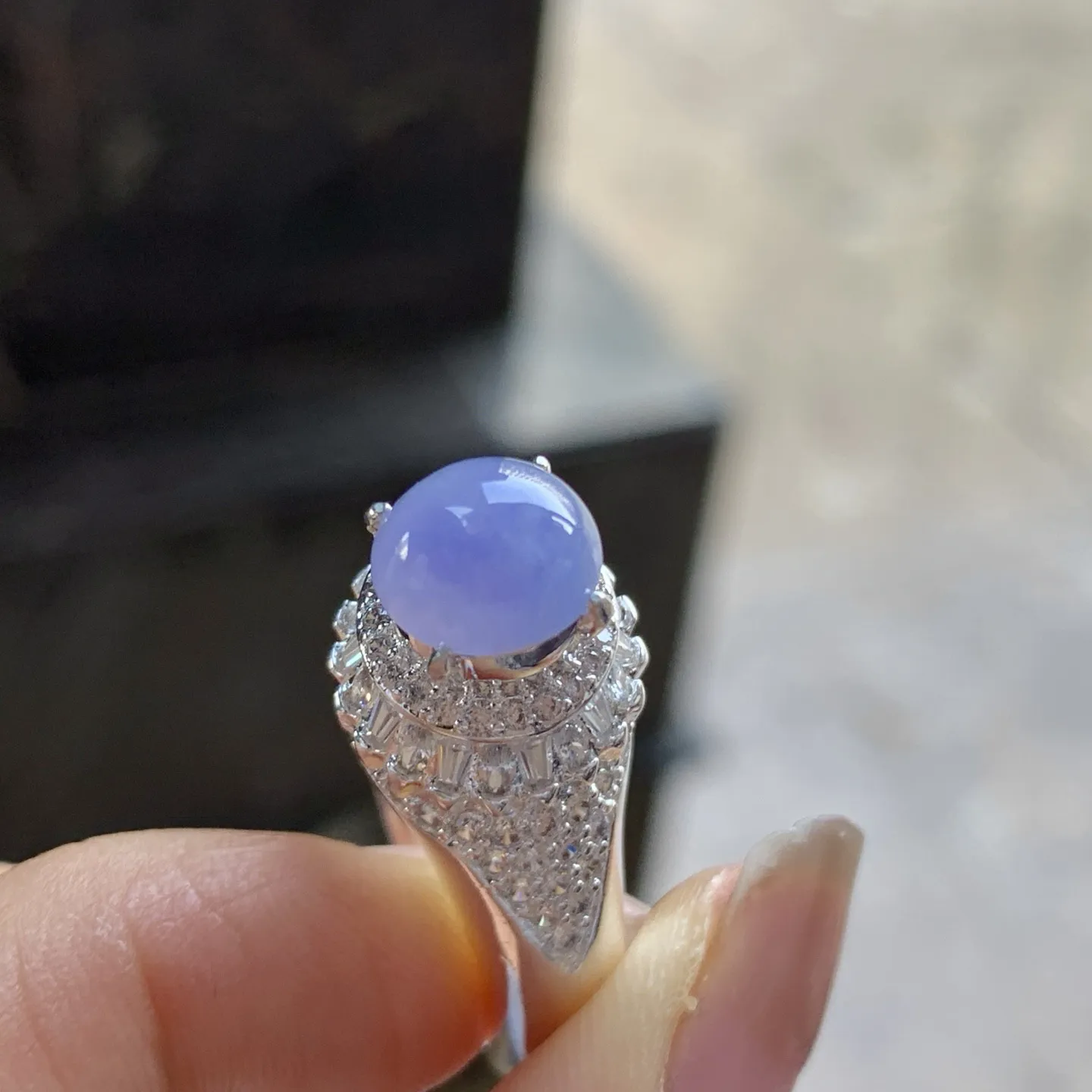 冰紫戒面^_^起光