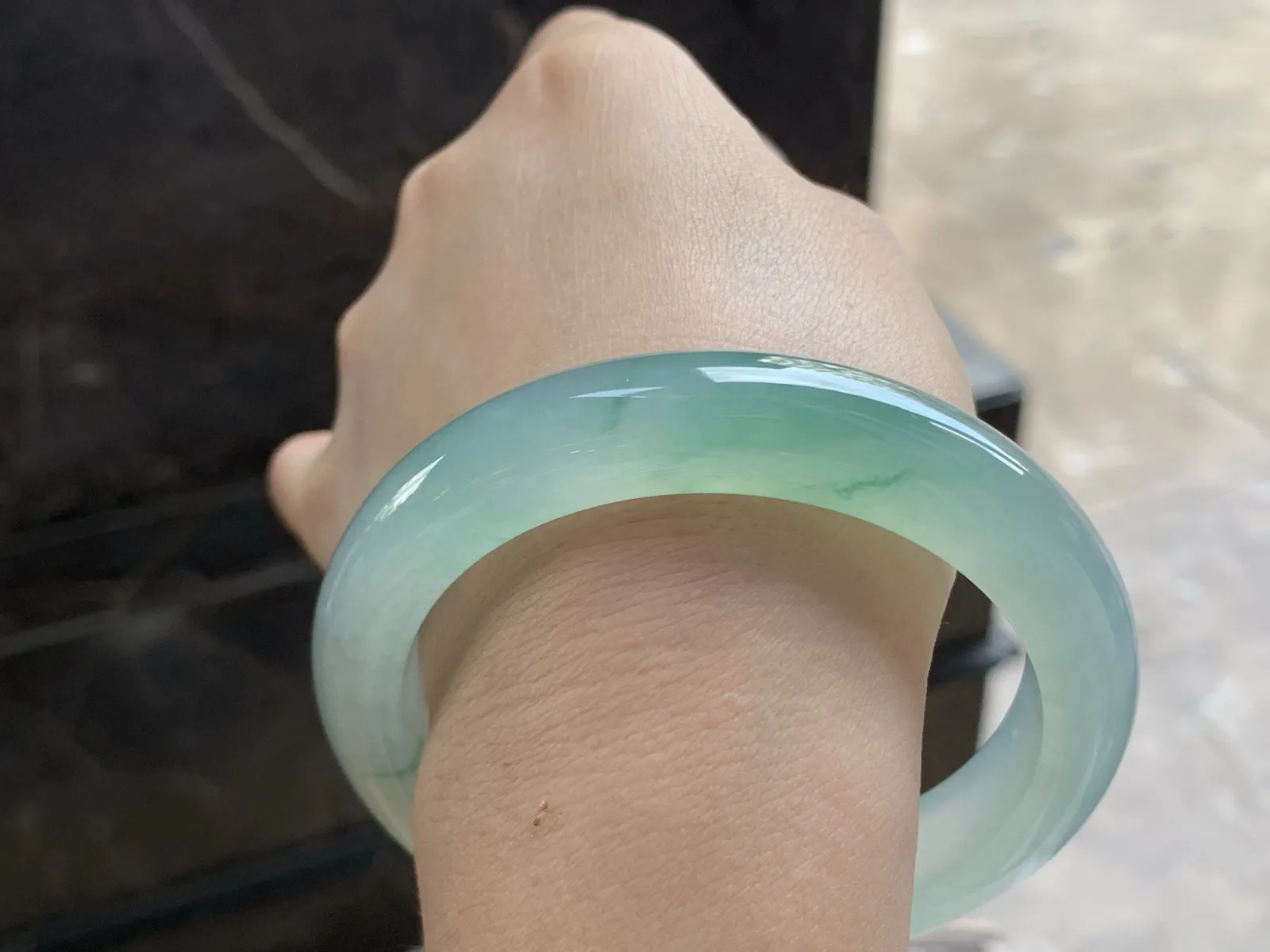 60.5-13.2-9.2

冰晴手镯^_^飘绿冰透