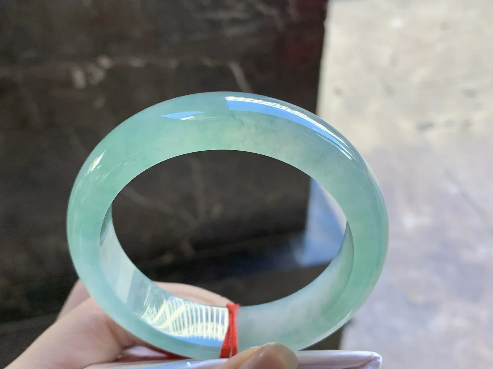 56.5-16-9

冰晴宽版手镯^_^种水好