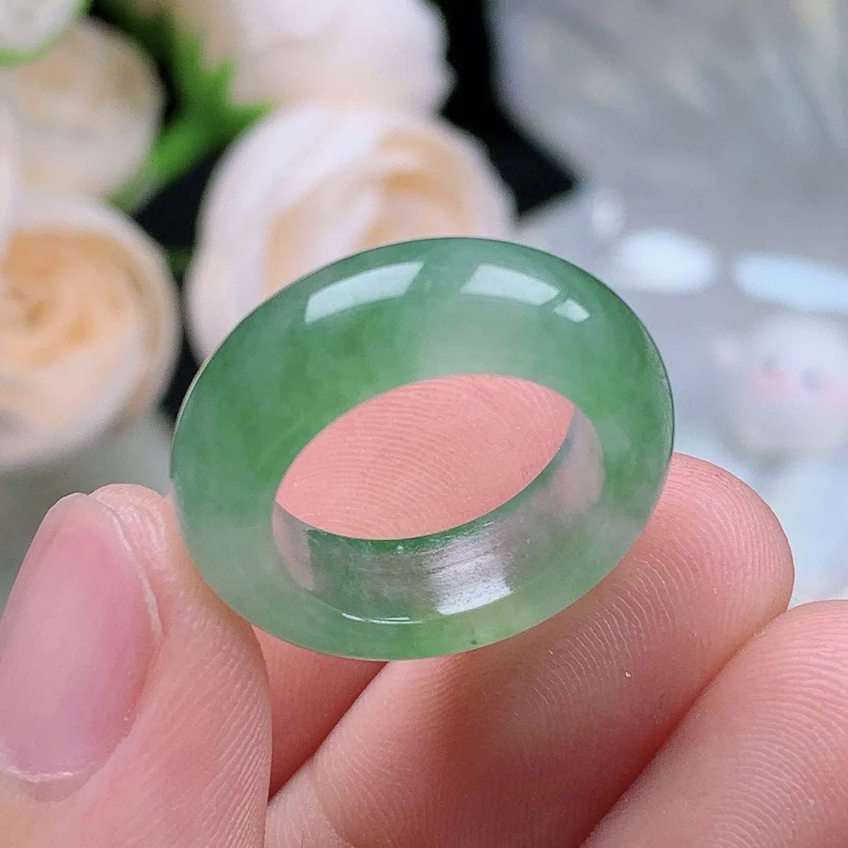 缅甸翡翠老坑冰种翡翠水润起胶晴底飘绿花戒指玉指环  水润通透 尺寸：15.3-6.5-4.1mm 9号圈口1S