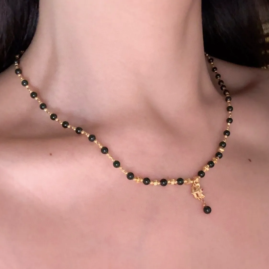 精品18k墨翠项链 种好色正 黑度极好 打灯通透 油性十足 尺寸4.2