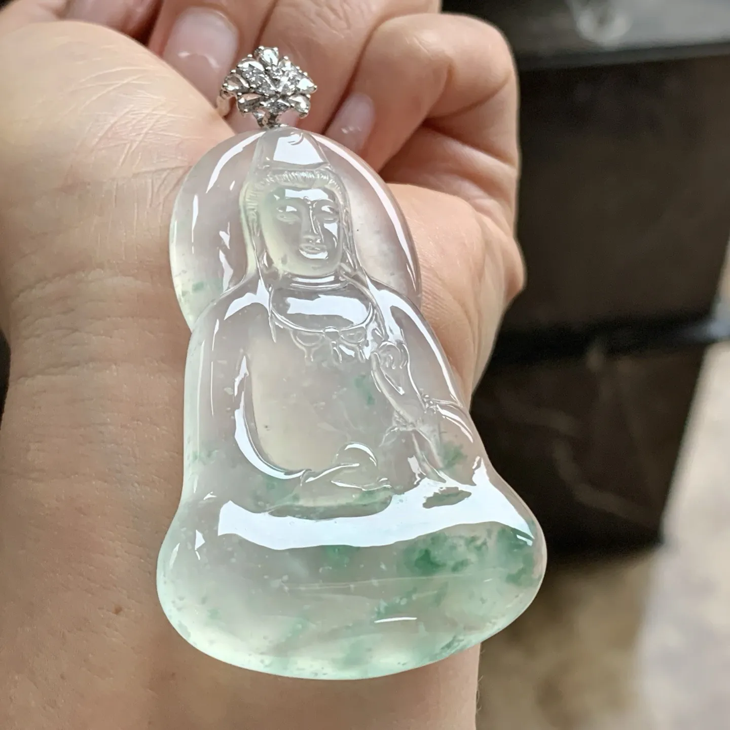 金钻镶嵌冰种绿花观音^_^冰透