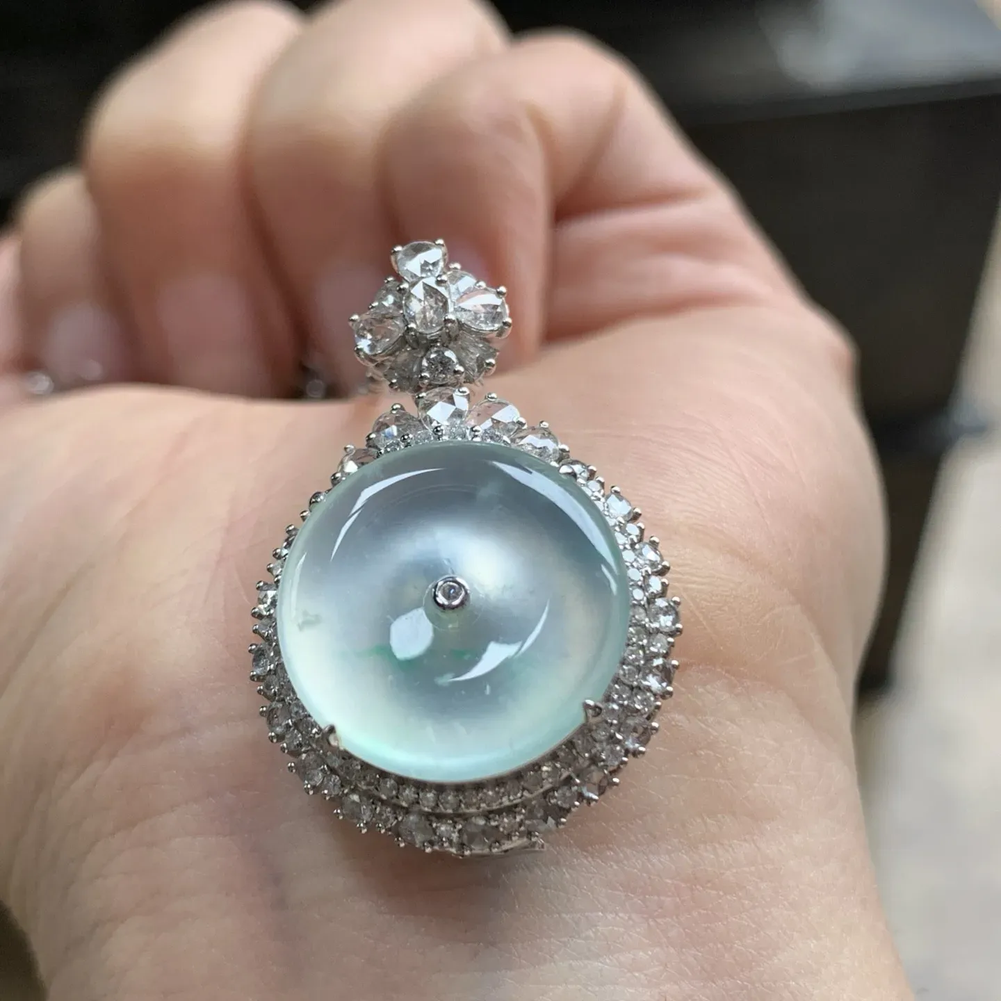 金钻镶嵌冰飘绿平安扣^_^荧光十足