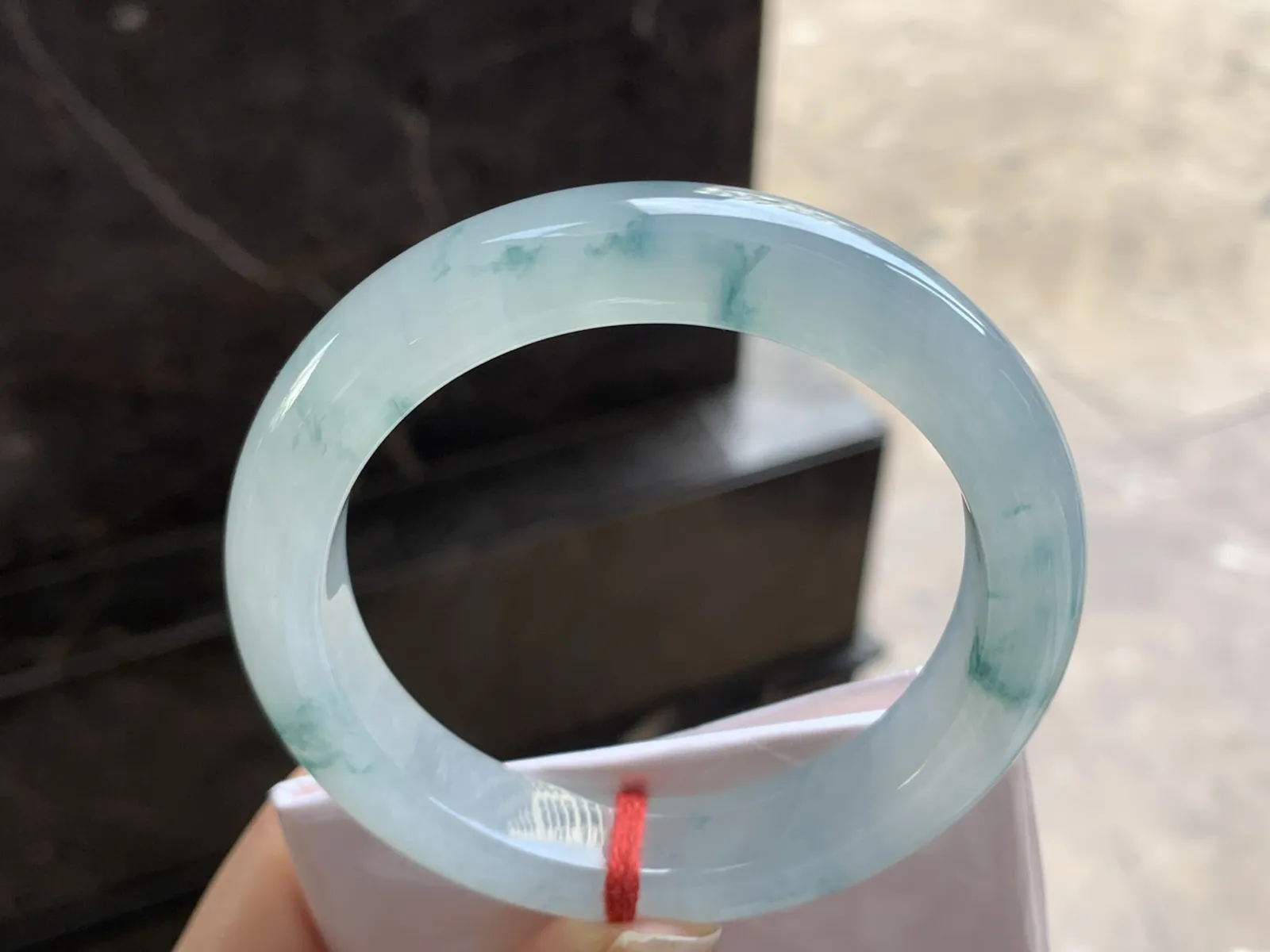 56.5-12.5-9.3

冰蓝花手镯^_^冰透 起光