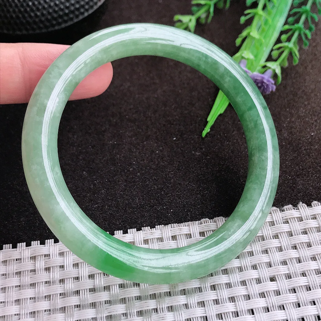 自然光56/9老坑冰润起胶满绿圆条手镯翡翠玉镯美人镯